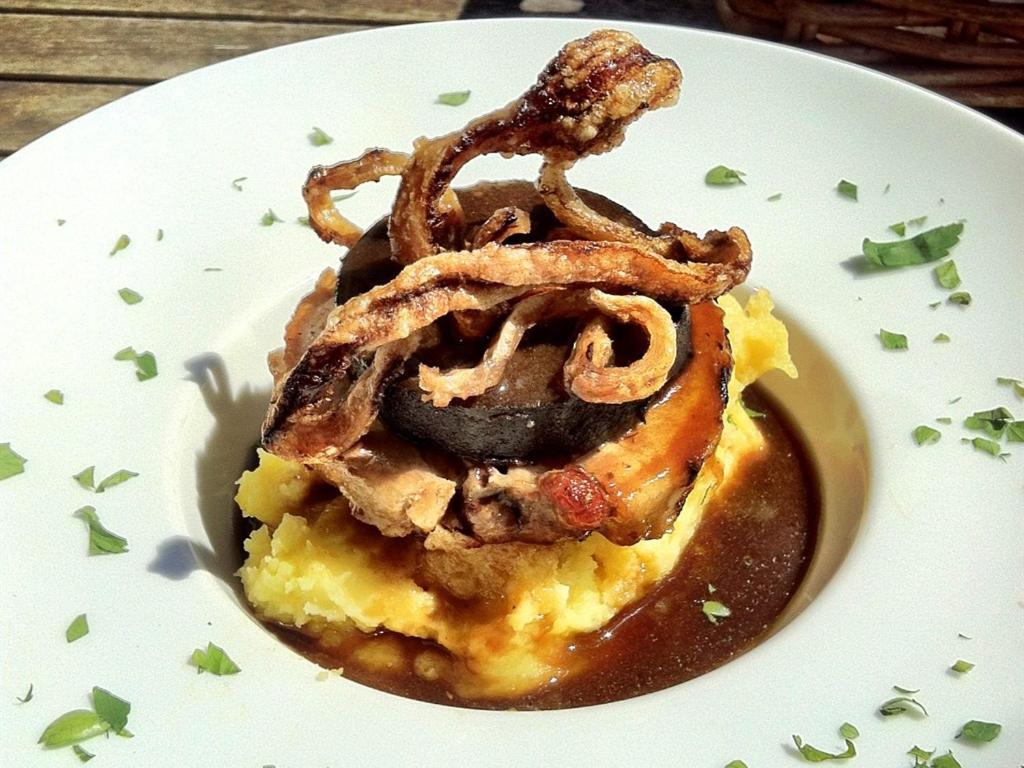 The Lamb Inn マールボロー エクステリア 写真